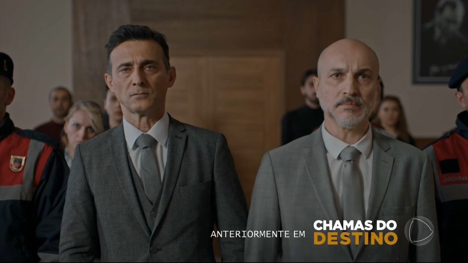 siga_record's tweet image. A novela já está no ar 👀Corre para assistir #ChamasDoDestino na tela da #RECORD ou pelo recordplus.com