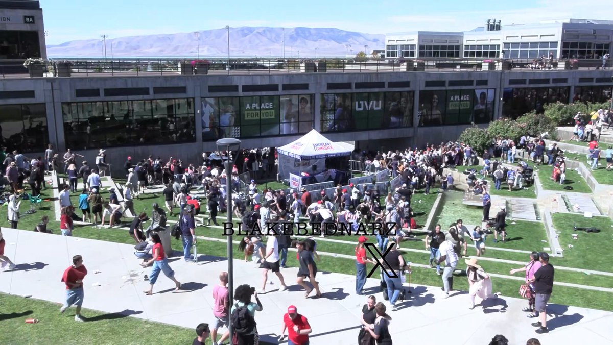 troofevades tweet media