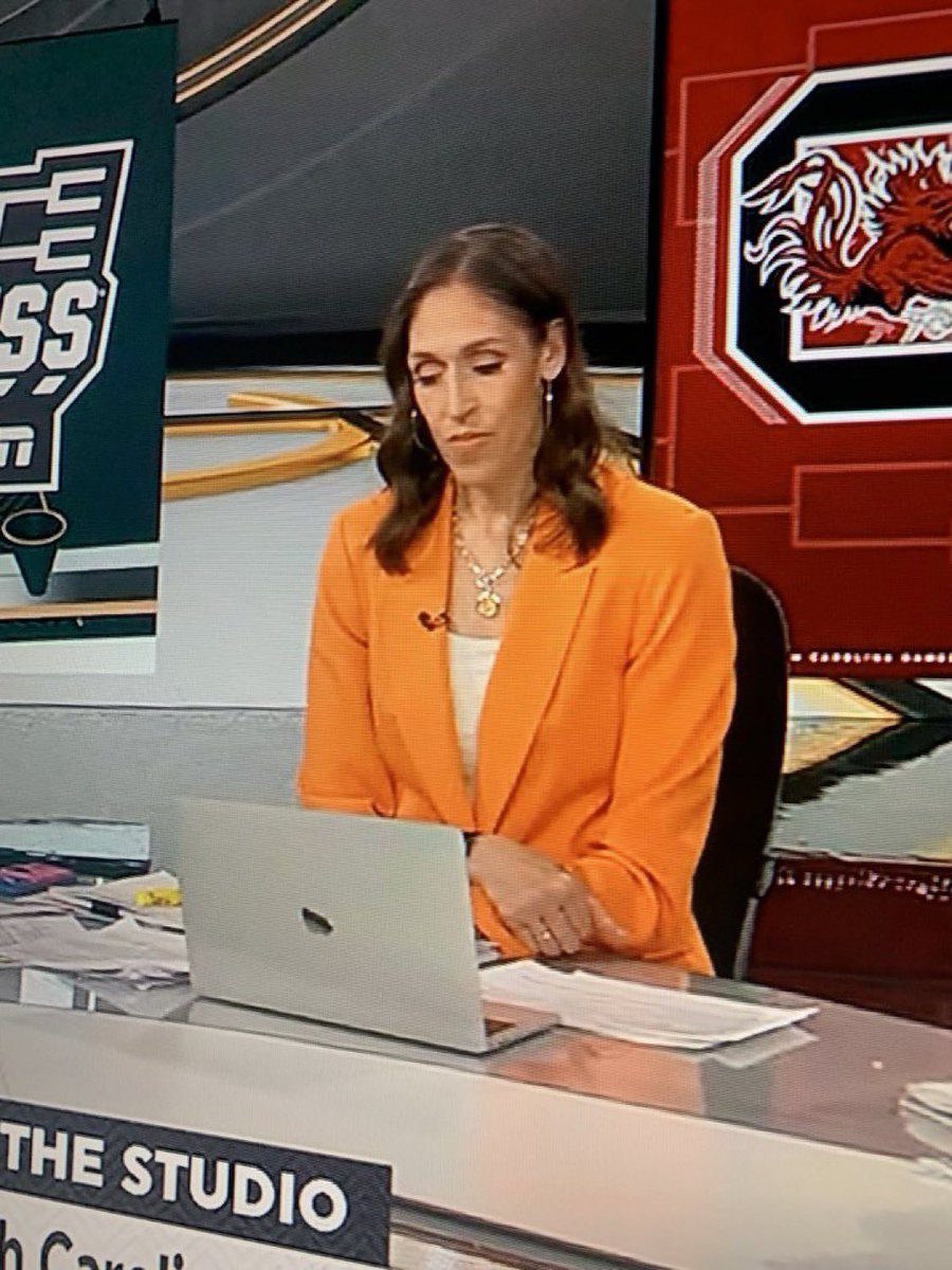 Cockadoodle Boo ♥️ tweet media