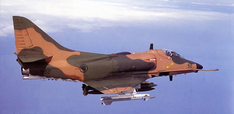 eamon hamilton tweet media