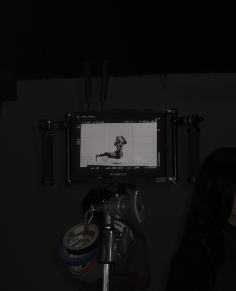 Flavia Laos Center tweet media