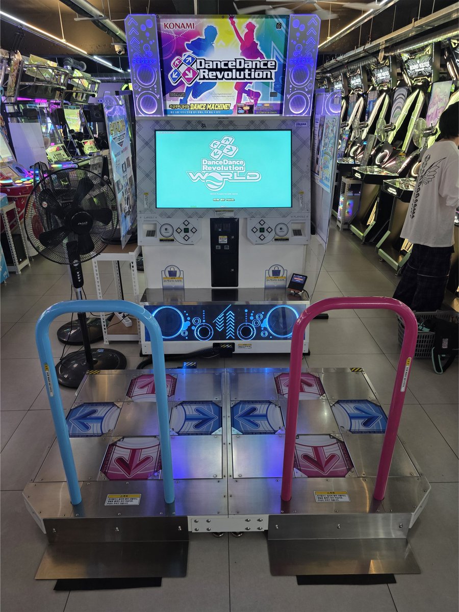 <기기 운영 정보>
오래 기다려 주셨습니다.
기기 반입 후 유지 보수 작업이 완료되어 정상적으로 가동을 시작하겠습니다.
많은 이용 부탁드립니다.
계속해서 잘 부탁드립니다.