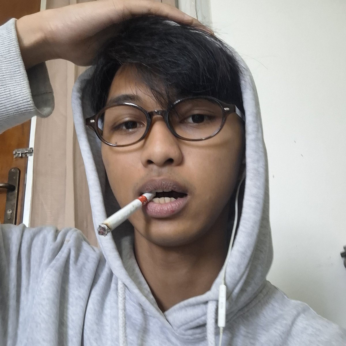 akhz(á) tweet media