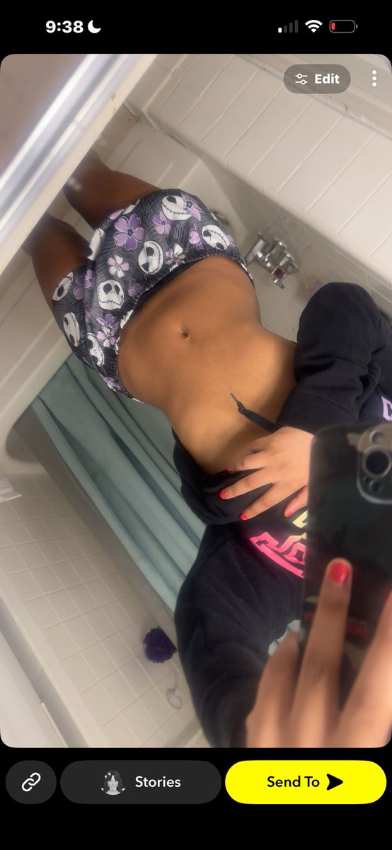 •́︿•̀ angie of shtwt tweet media