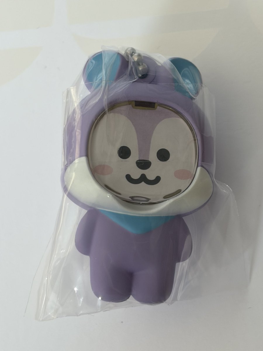 BT21 フォトフレームマスコット 交換

【譲】MANG

【求】TATA

お気軽にお声かけください.ˬ.)"
📮郵送での交換希望です

 #BTS  #BT21交換   #ガチャガチャ