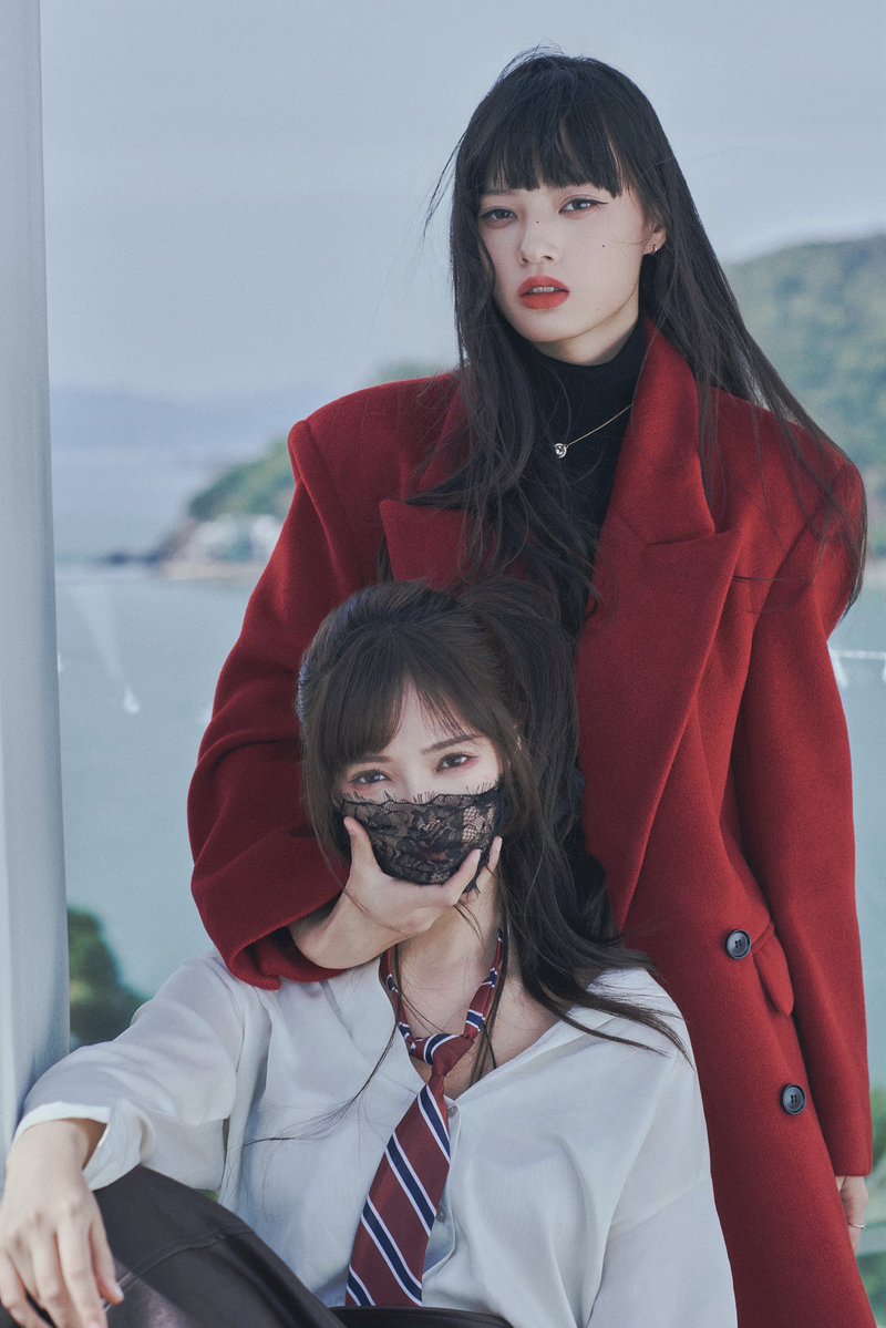 SheXSheReality tweet media