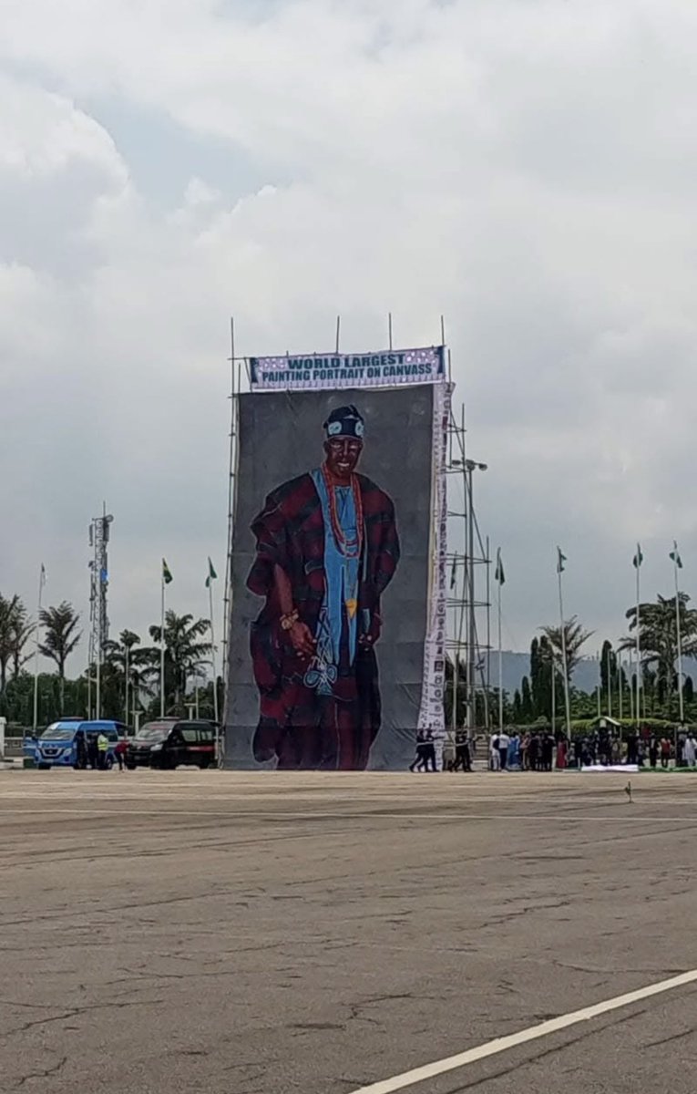 NEFERTITI tweet media