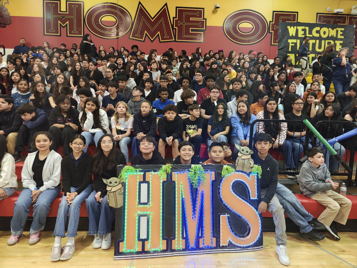 DNavariz_HMS's tweet photo. So proud to be part of The Aztec Empire feeder! ❤️🖤🧡 What an amazing pep rally! Mr. Ontiveros won the "Snatch that Wig" contest! @HERNANDO_MS won the spirit stick. Thank you @edhs ! #ReadyForSTAAR https://t.co/iSUvWUahoZ