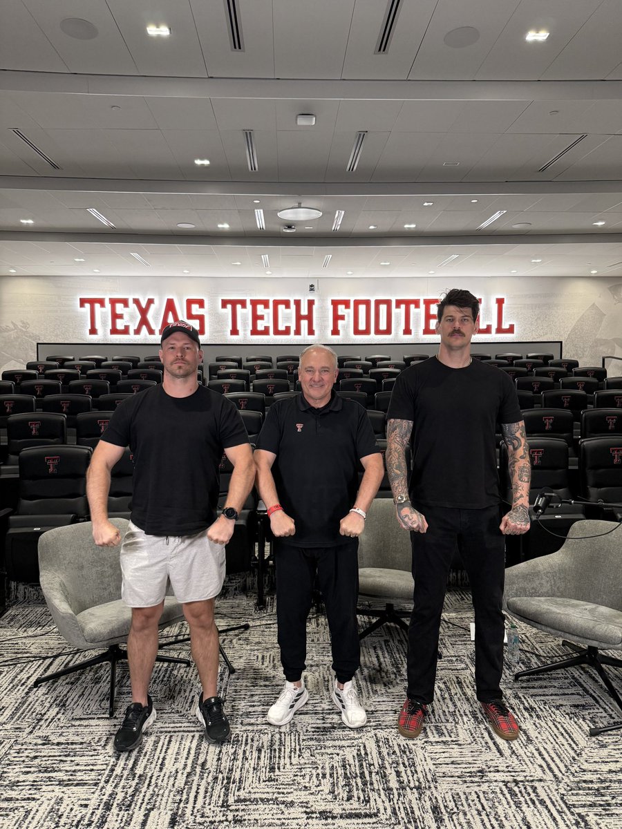 Taylor Lewan tweet media