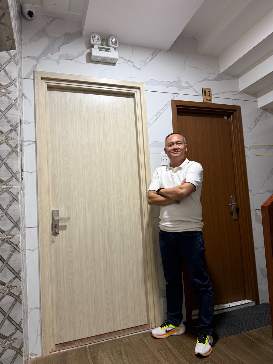 cuasaigon's tweet photo. Lắp đặt cửa nhựa composite màu vân gỗ ash Tần Bì làm cửa phòng ngủ, làm cửa nhà vệ sinh, làm cửa phòng tắm toilet 
#cuanhuacomposite #cuacomposite #lãm #LãmSaiGonDoor #lamsaigondoor #saigondoor #MrLãm #lapdatcua #lắpđặtcửanhựacomposite #lắpđặtcửanhựa https://t.co/VYuSx3uG3M