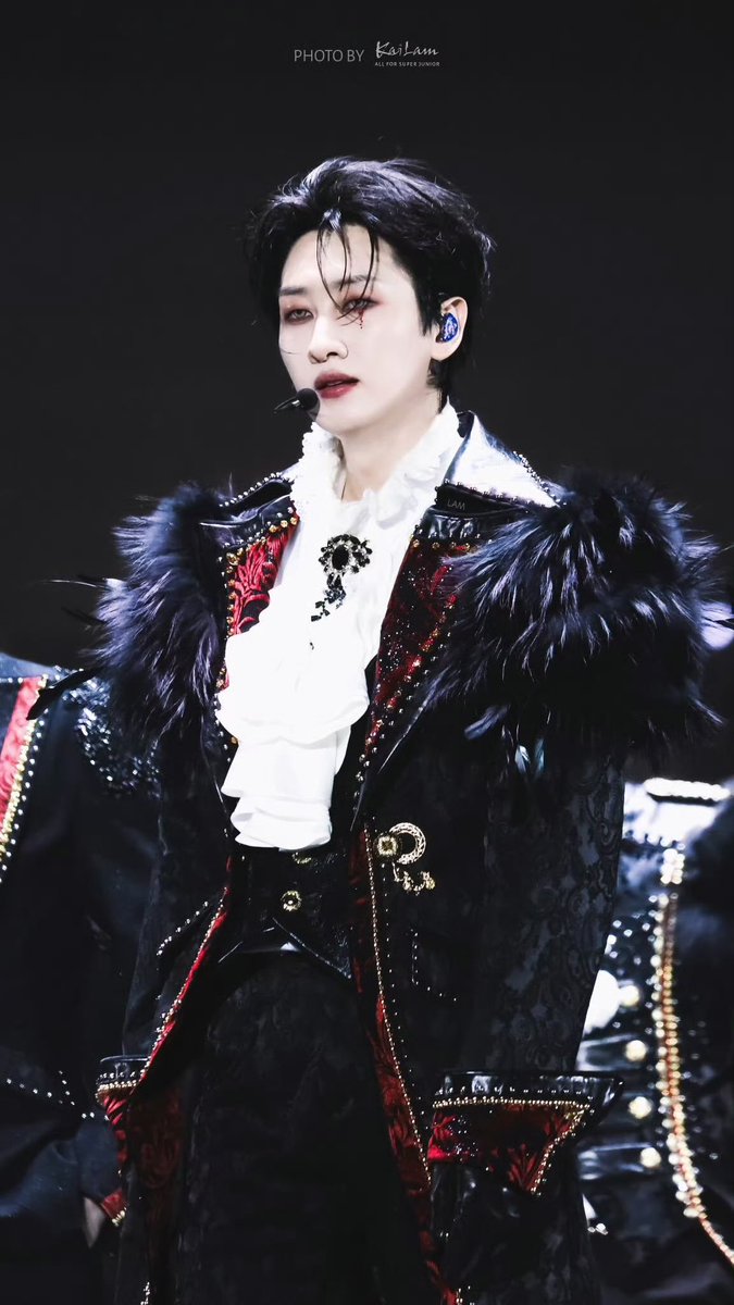 byu 𖤓☾⋆˙⟡ tweet media