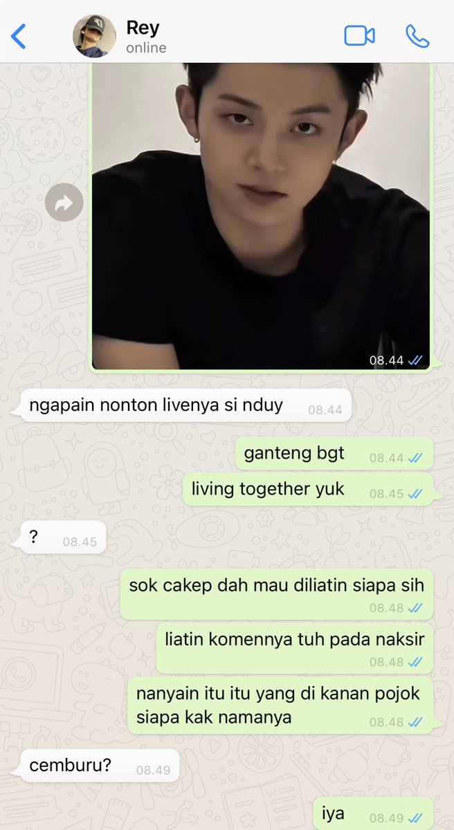 🍍 (CENSOR NAME!) tweet media