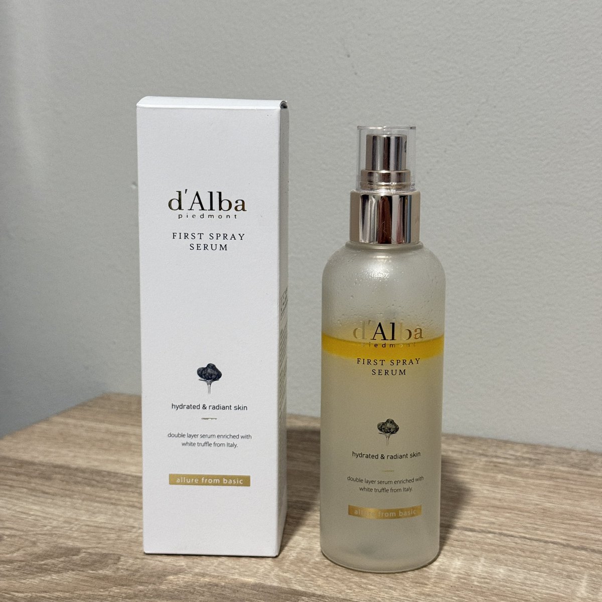 cigarettelyn's tweet photo. WTS Preloved d'Alba White Truffle First Spray Serum 180ml

link 🍊 https://t.co/qyNbm8qCiP

Rp 230.000

dom bandung
isi sesuai di foto
lengkap box
exp agustus 2027 https://t.co/67nxvVaVGU