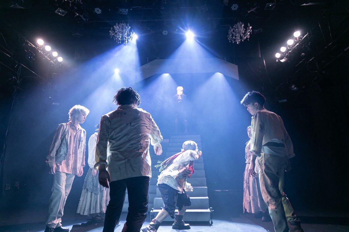 #舞台ロベスピエール

🇫🇷映像配信・Blu-ray販売中🇫🇷

【販売期間】〜4/15 23:59
【配信視聴期間】〜4/30 23:59

ご購入はこちらから❕
liberapro.base.shop