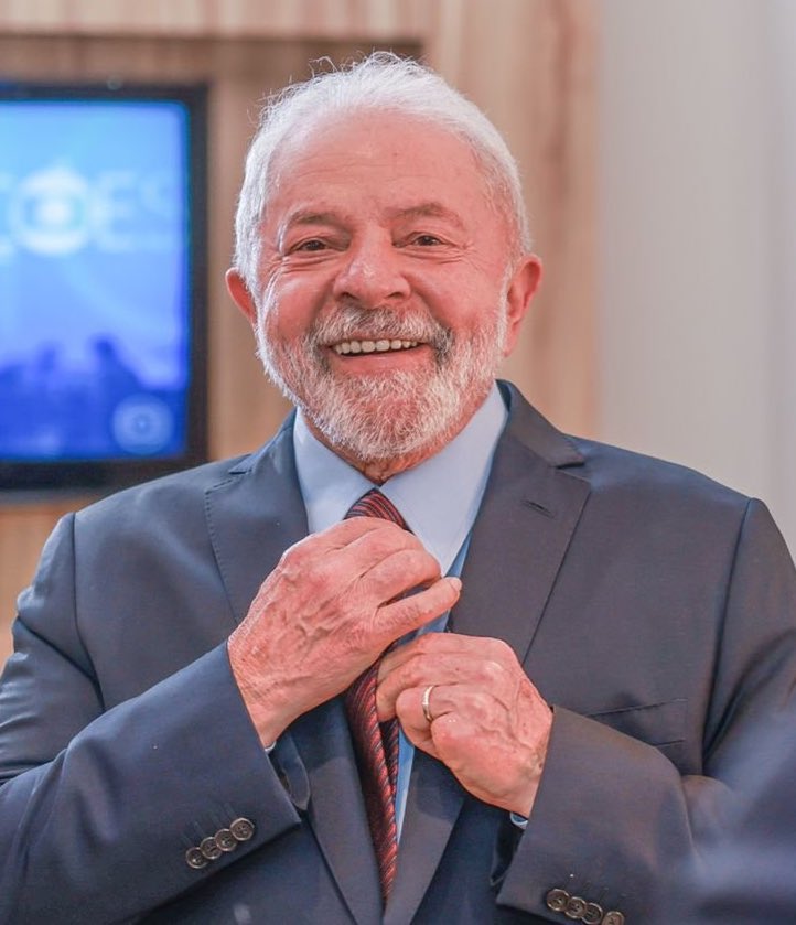 VOU DE LULA... 🥰🍀🚩