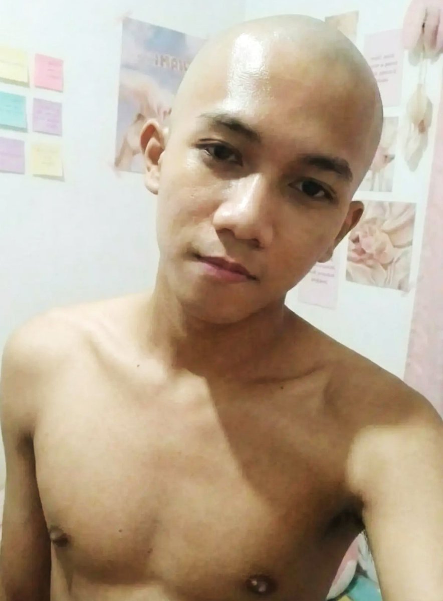 smooth shaver tweet media