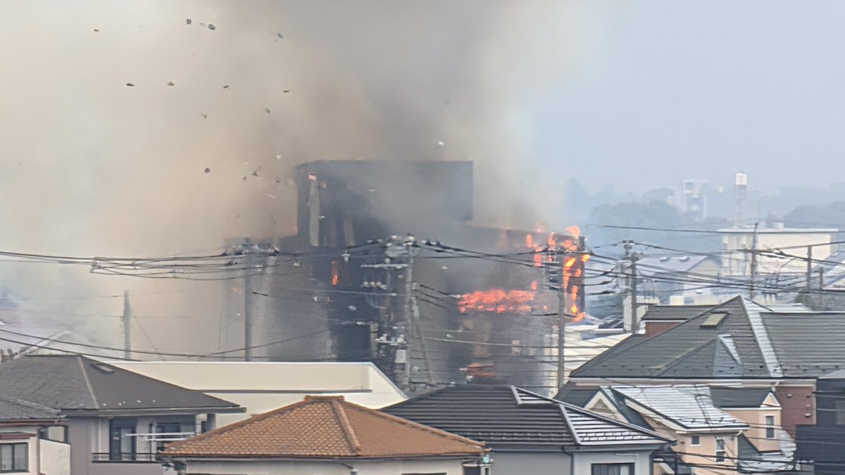 我孫子でビル火災！火は怖いねー

#火災
#火事