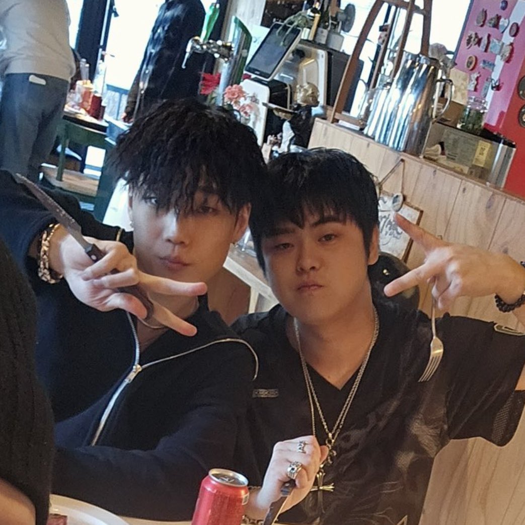 온첸 아카이브 tweet media