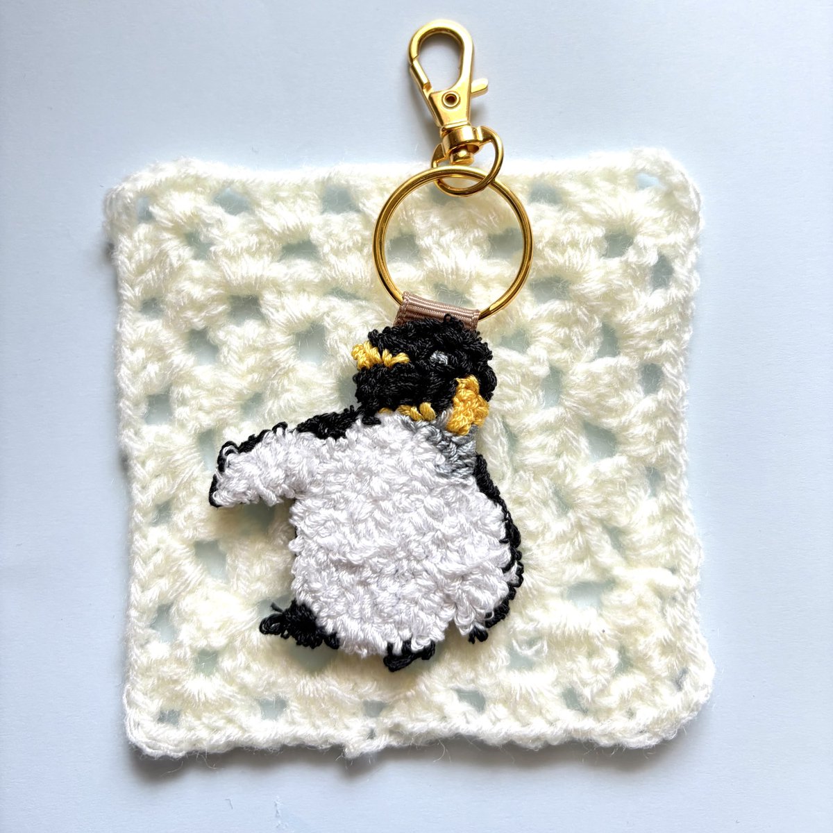 mochi/パンチニードル🐧 tweet media