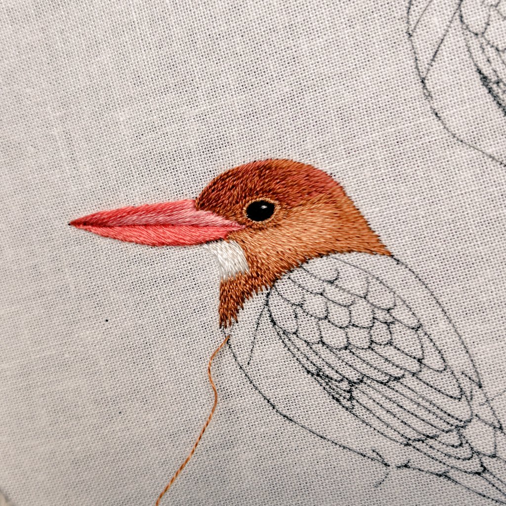 羽と糸＊鳥の刺繍作家＊ tweet media