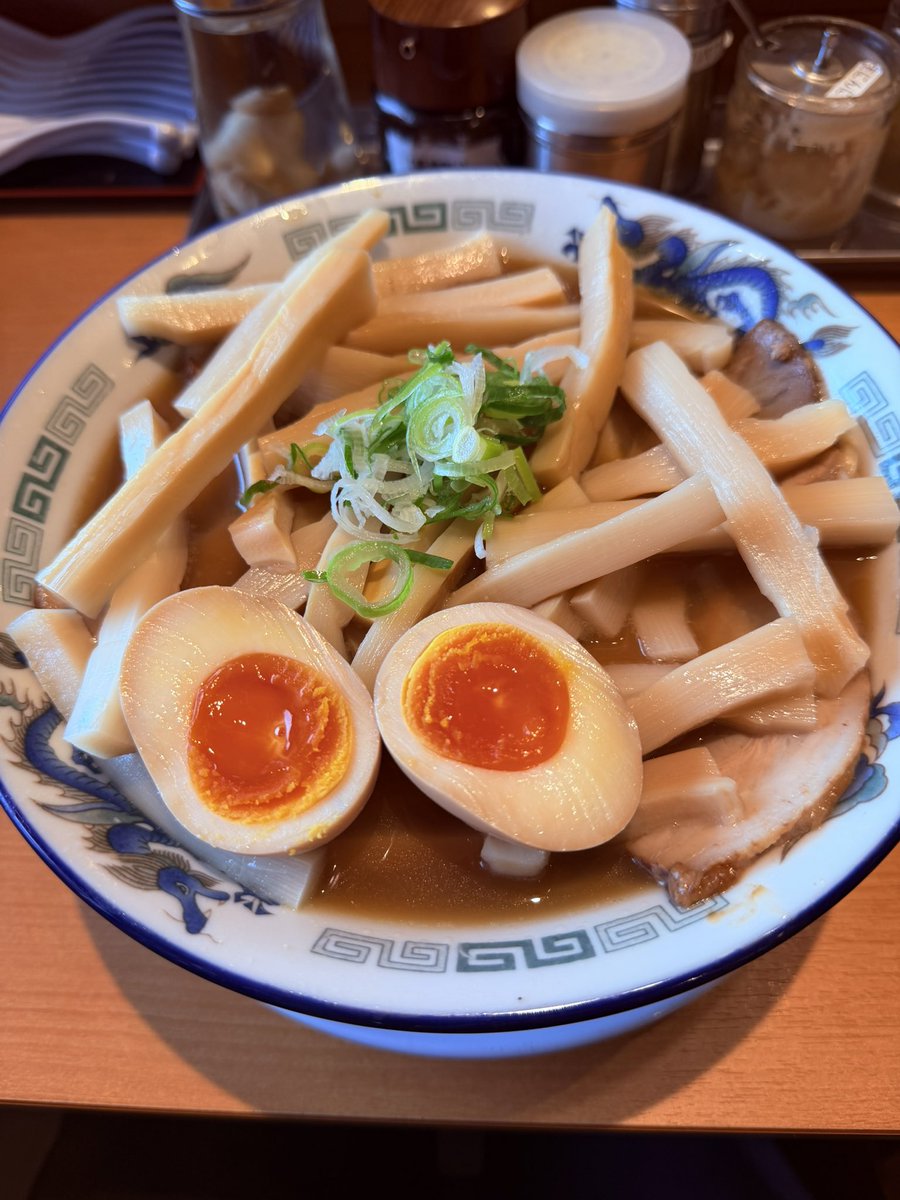 にごうき tweet media