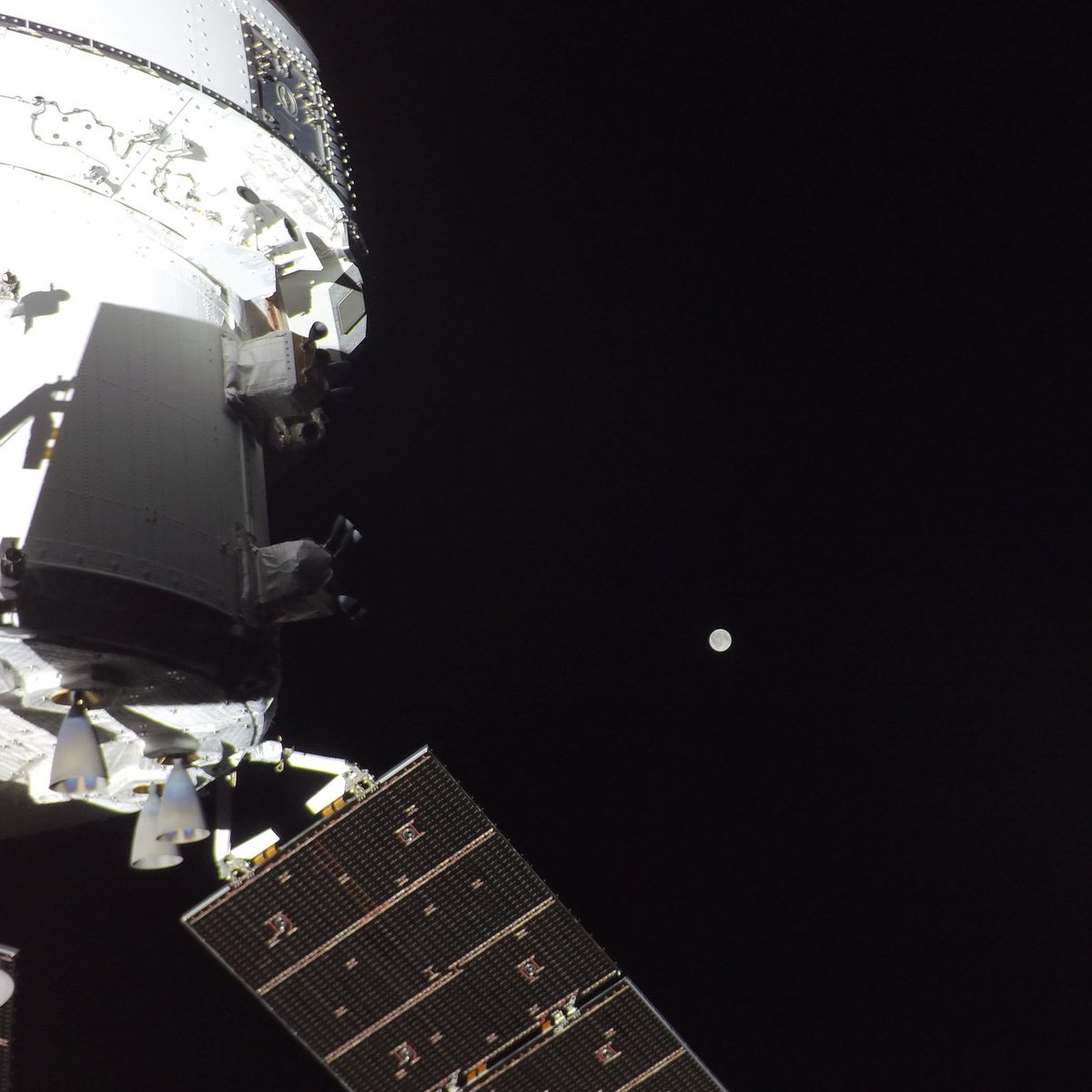 Latest in space tweet media