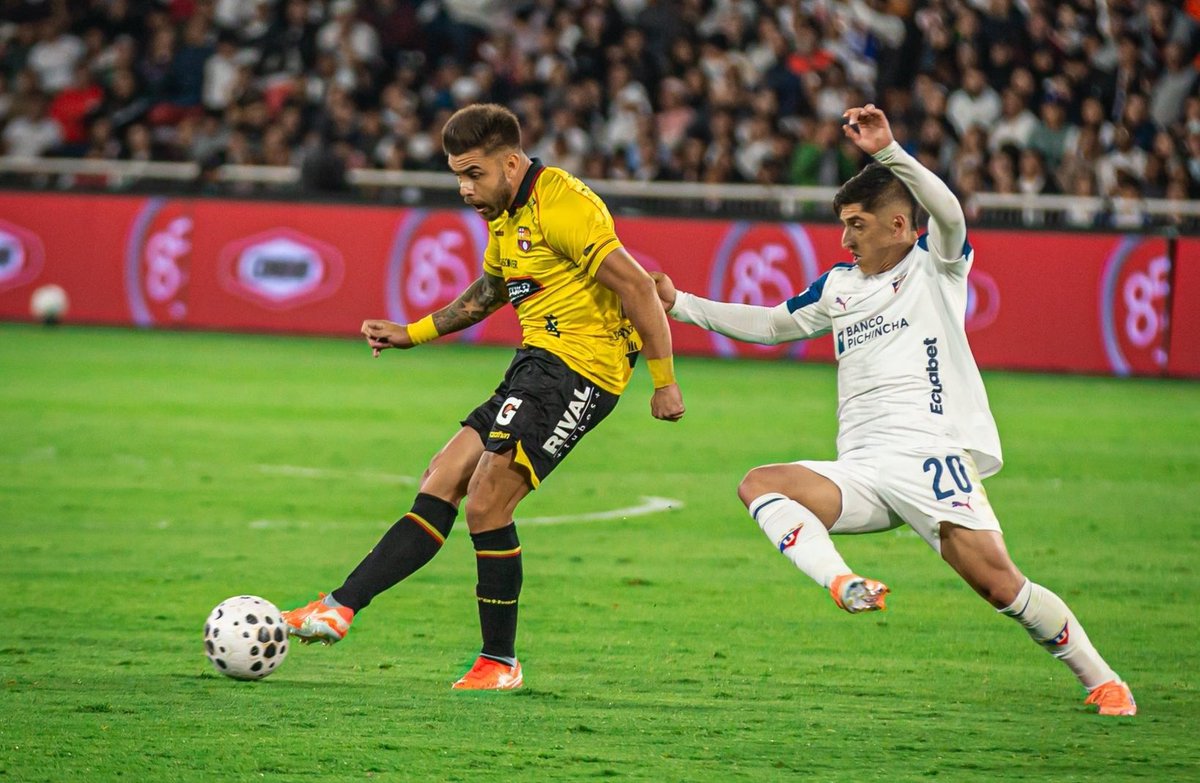 Mr. Link tweet media