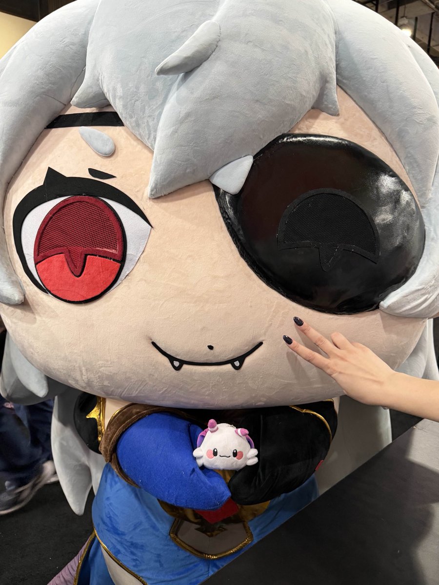 I GOT TO MEET GENERAL GEEGA <a href="/GeneralGEEGA/">GEEGA ギガ 🔝</a> 

She’s so cute and so short I love her