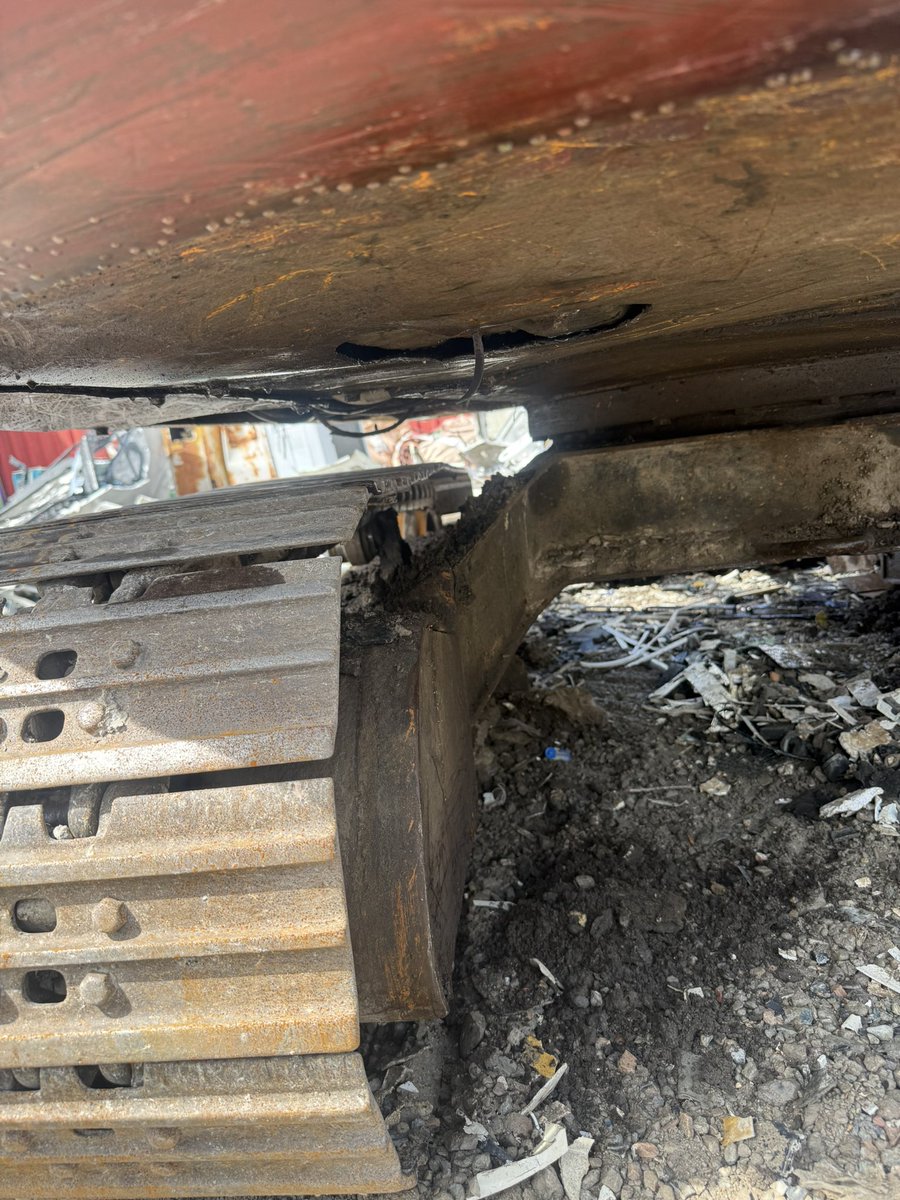 김데레 tweet media