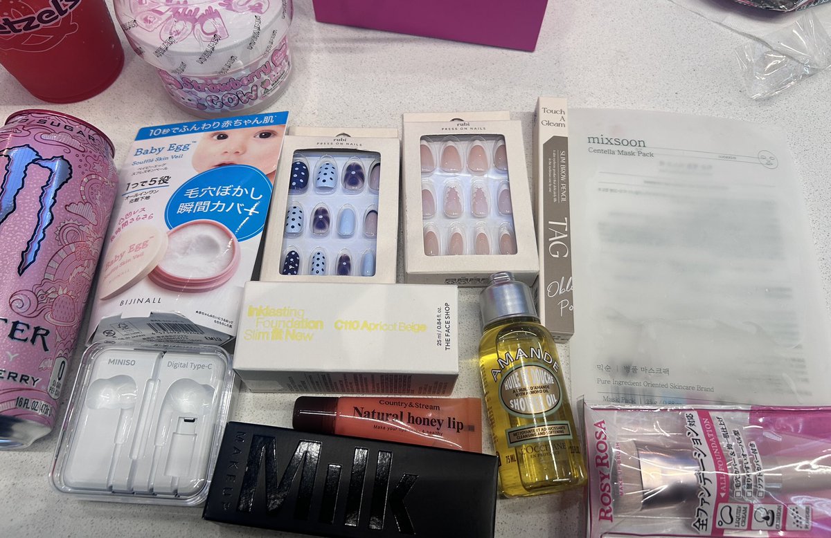 pren ☥ tweet media