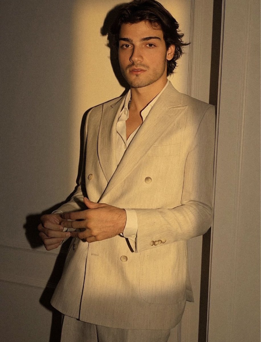 JolieSoleil tweet media