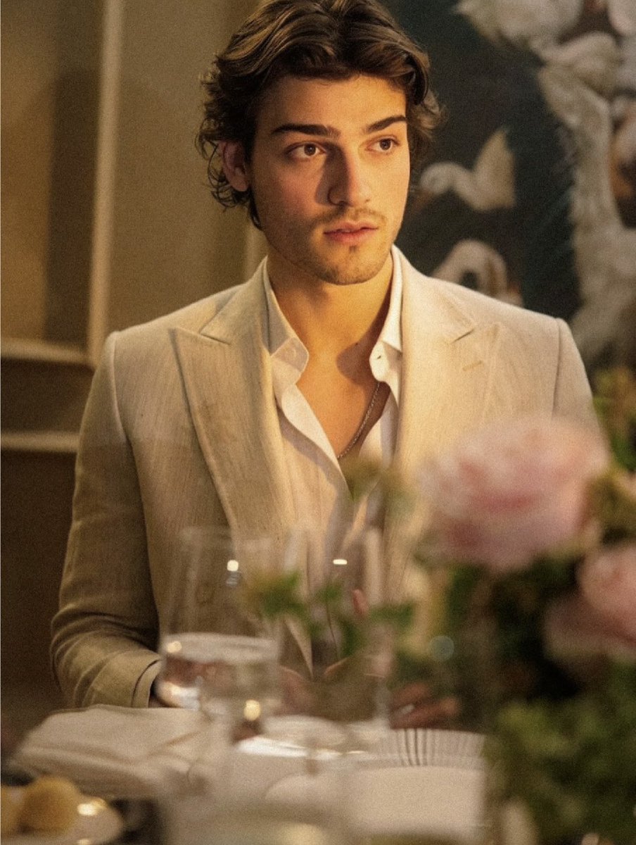 JolieSoleil tweet media