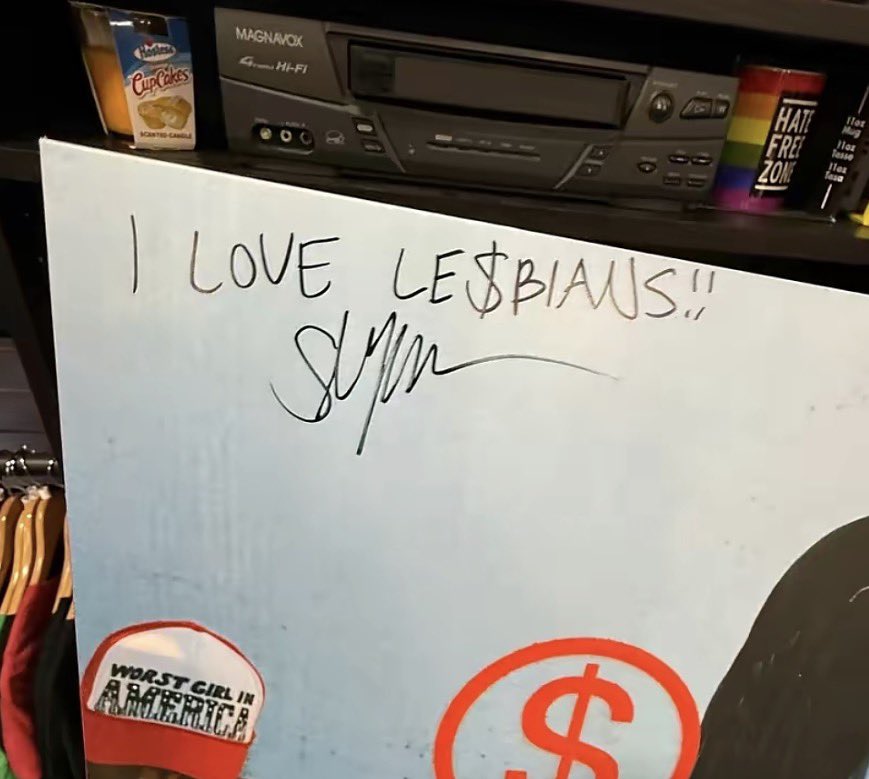 ashley 𓆩♡𓆪 tweet media