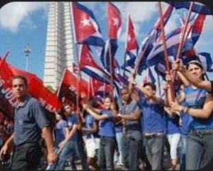 Con la patria en el corazón, la victoria es la guía. #CubaEstáFirme #CubaVenverá #UJC