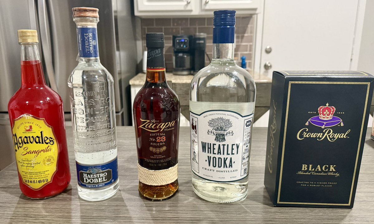 Holly Wood tweet media