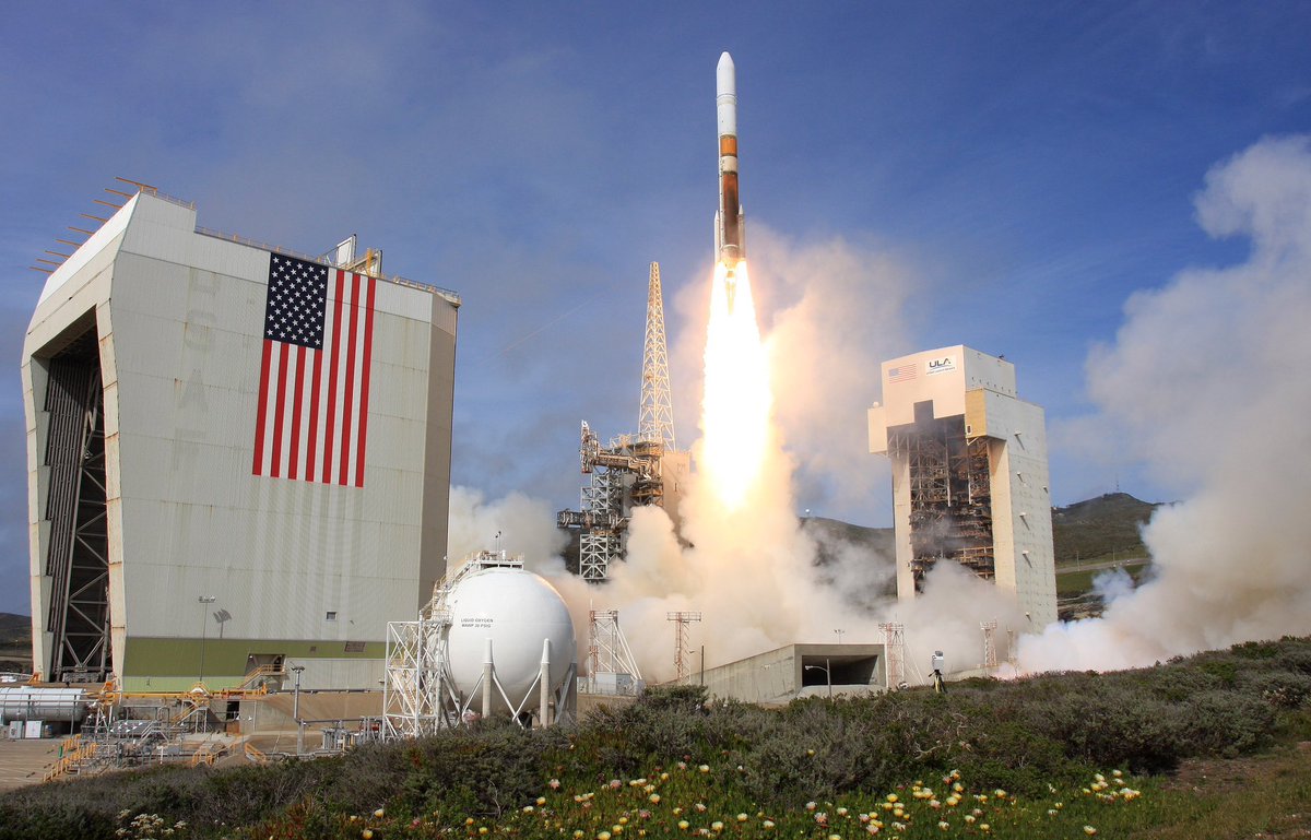 billmeco's tweet photo. OTD April 3, 2012, Spring launch from Vandenberg AFB of a Delta IV carrying NROL-25 #vandenbergAFB #DeltaIV #SLC6 https://t.co/727CMq4dnZ https://t.co/2J9eiN0zcw