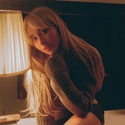 isa 🪩 tweet media