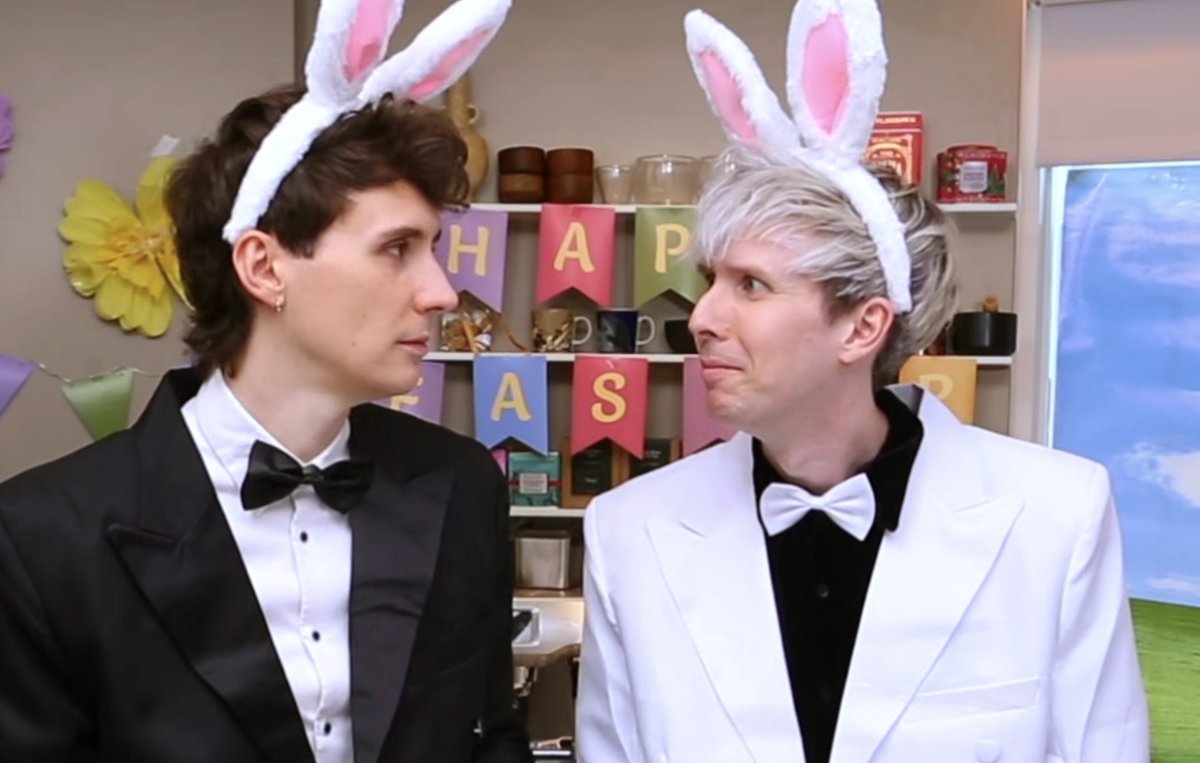 maya ⋆｡°✩ tweet media