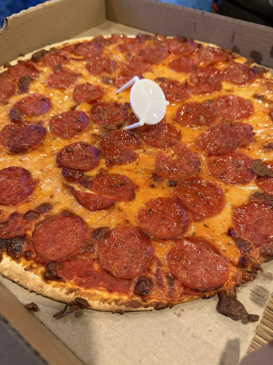 Carter Gold tweet media