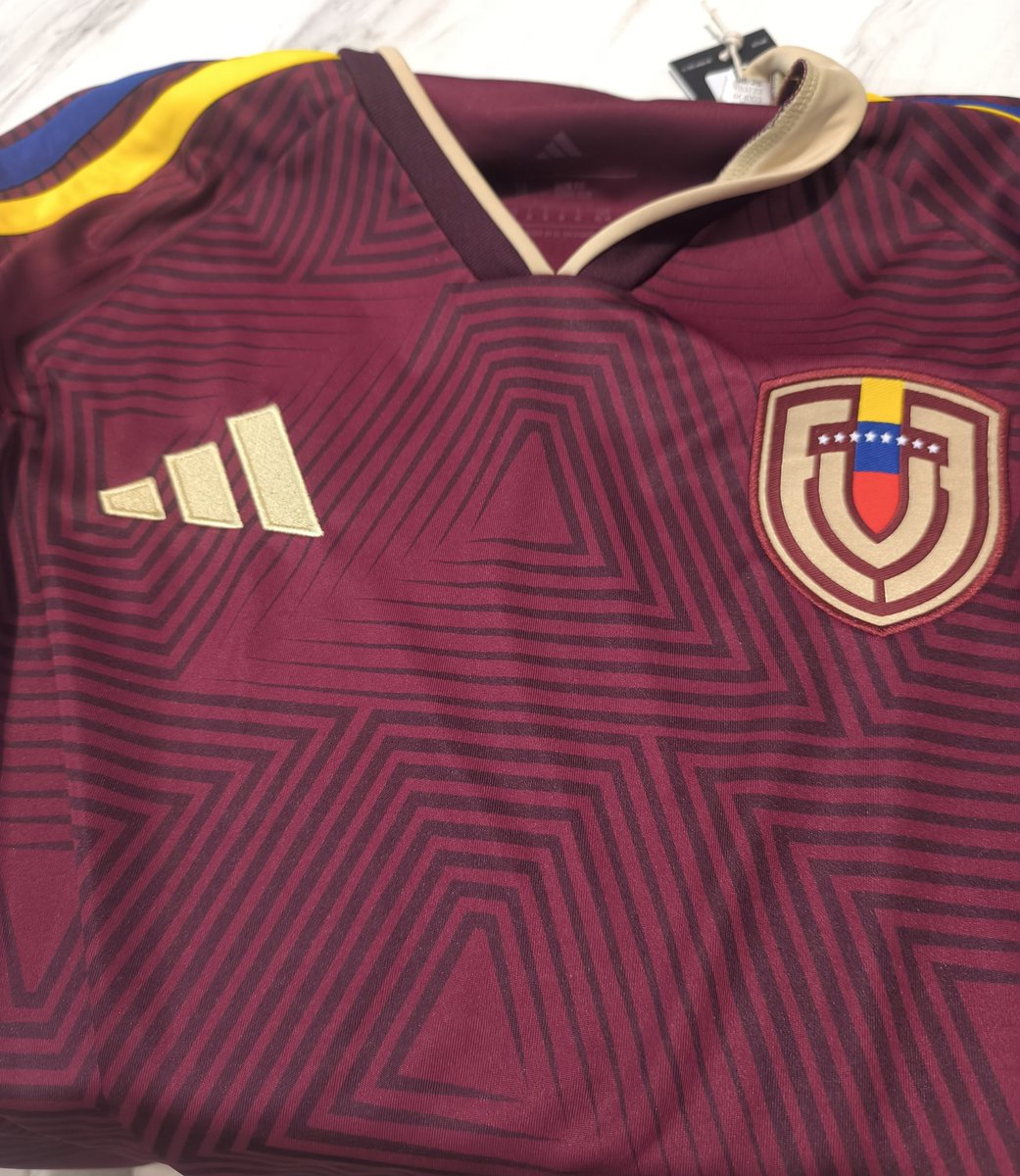 pum pum pum
que viva Venezuela en esa mierda caballero
sueltala mamahuevo
apareces en mi vida