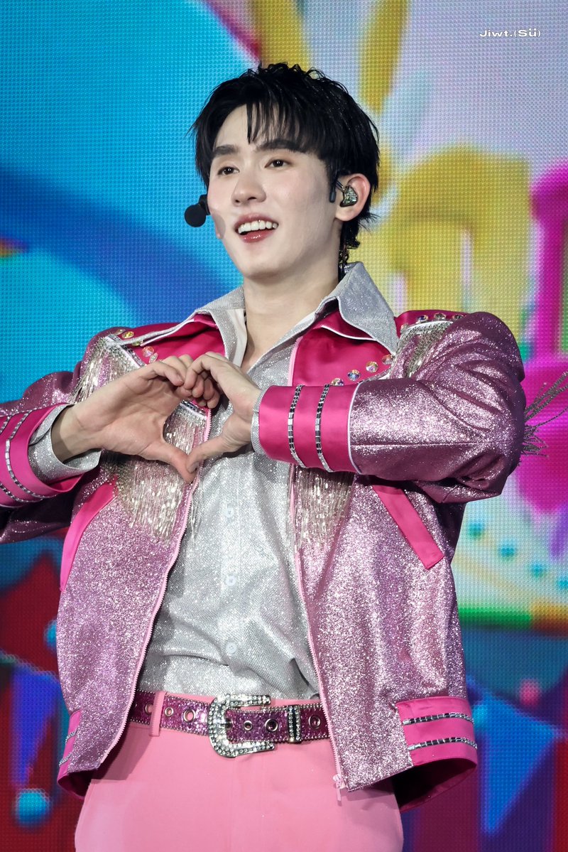 𐙚 จิ๋วสึ tweet media