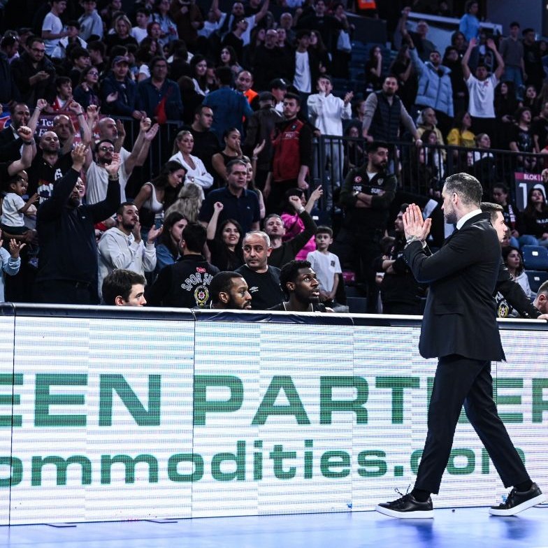 Tebrikler Potanın Kartalları! 👊🦅

Küme düşmekten son anda kurtulan bir takımı alıp Avrupa takımı yaptı!

Çok büyüksün Dusan Alimpijevic! 👊🦅