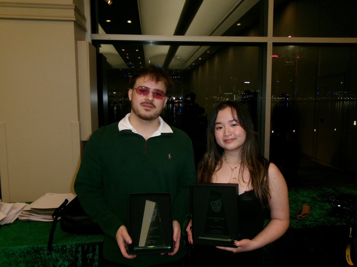 Jules ܀♰ tweet media