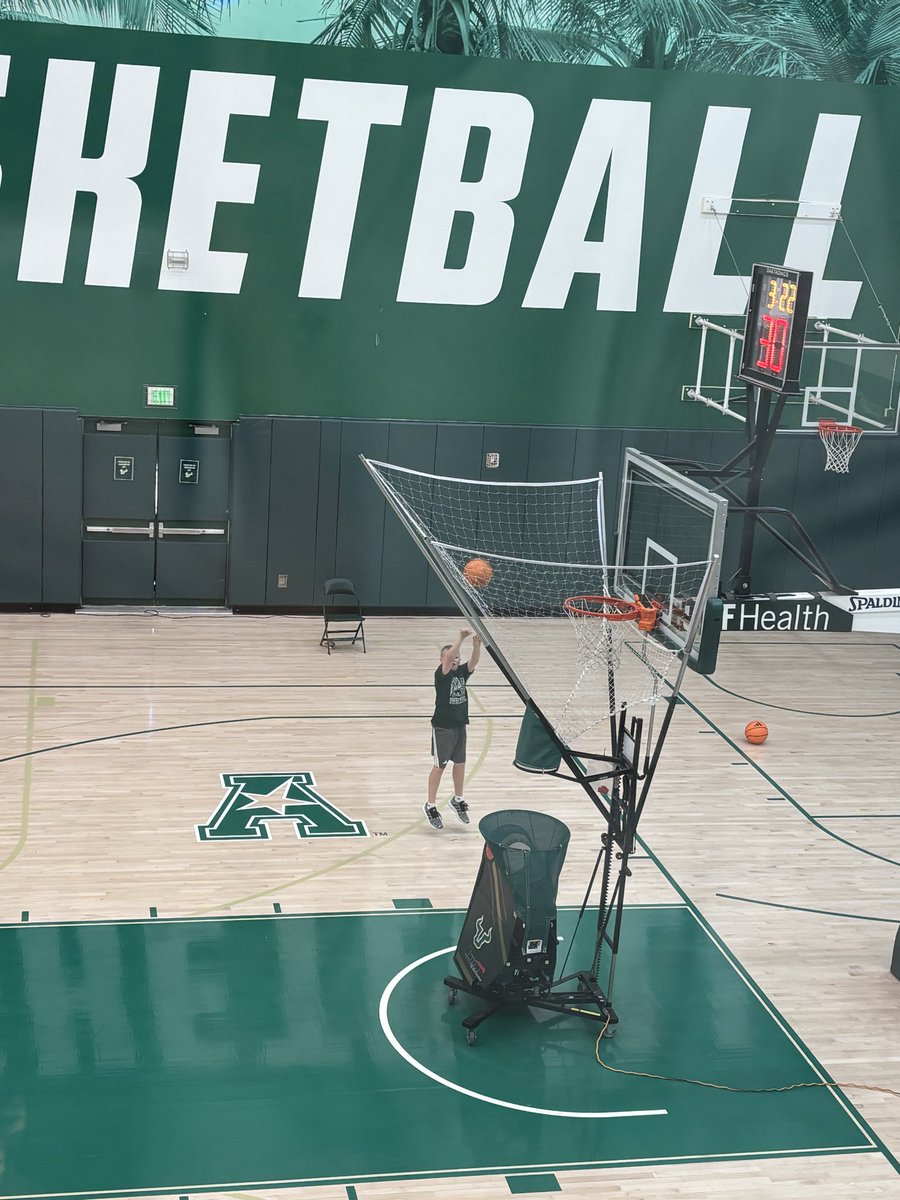 christi mack tweet media