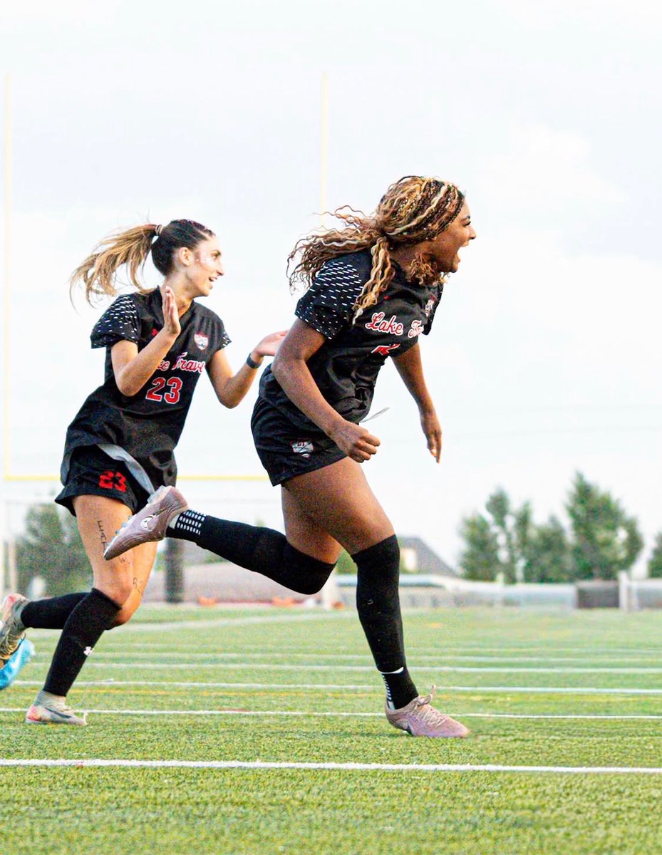 Brooklyn Bell tweet media