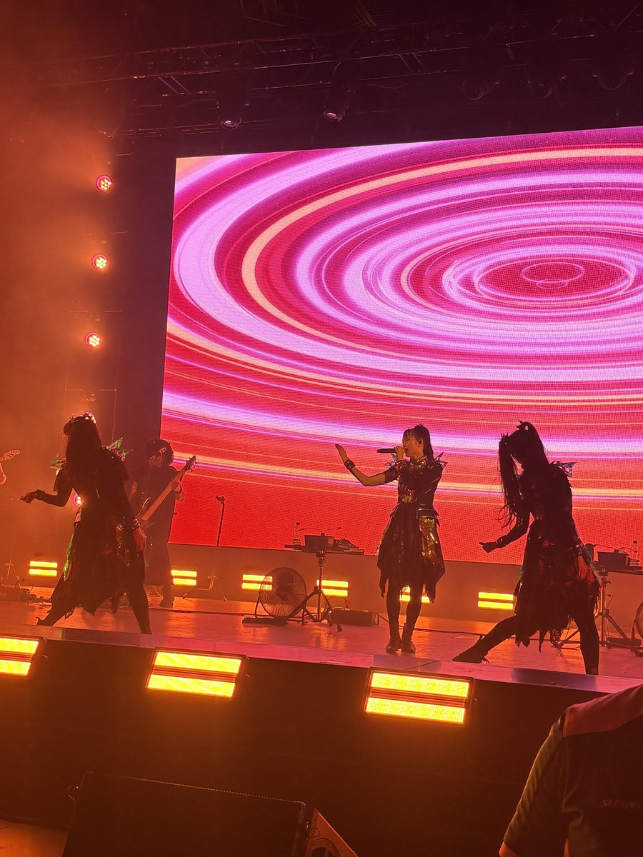 KaraMetal tweet media