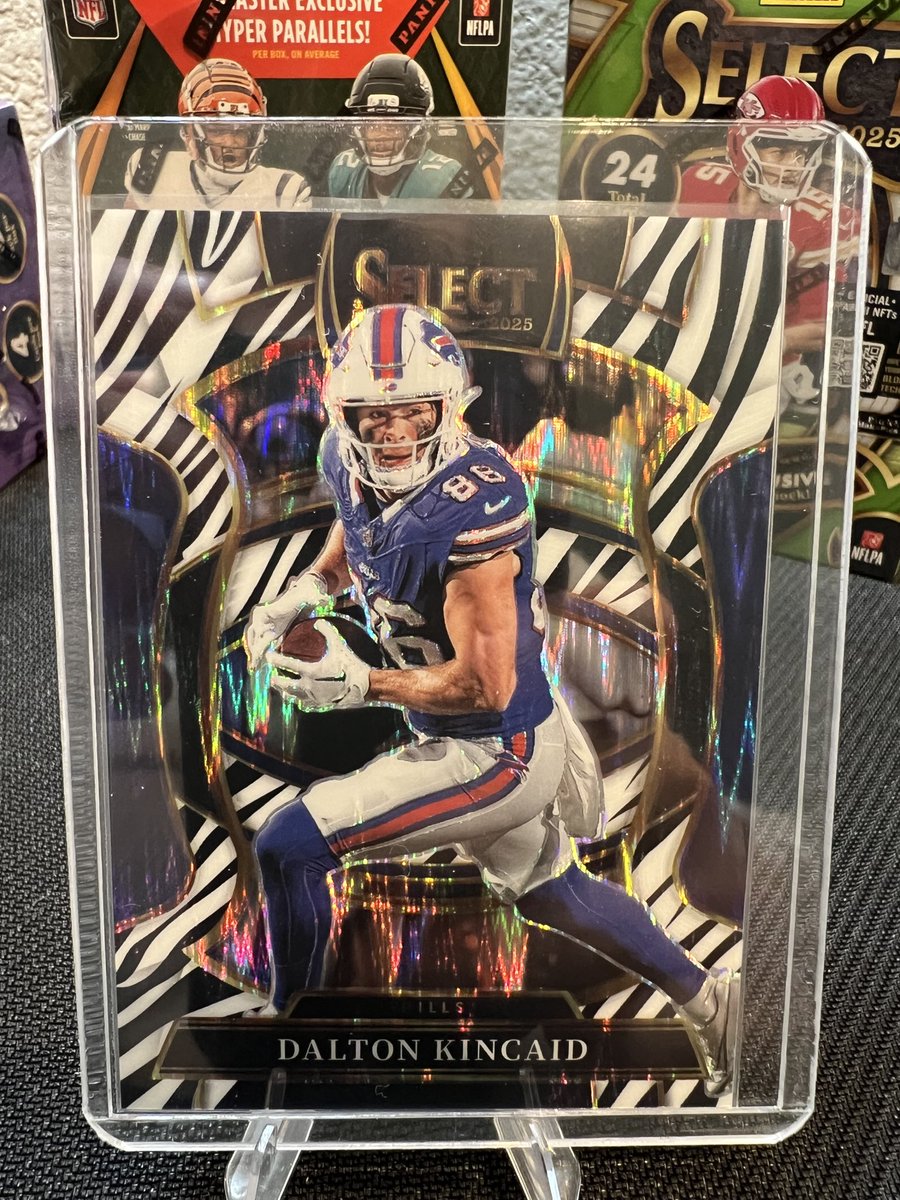 CCCBreaks's tweet photo. The boys stayed hot today!! Another zebra and a Travis Hunter tie-dye /25 plus other patches and numbers!! If you’re not breaking with us, you’re missing out! https://t.co/Ugis9IhBpv