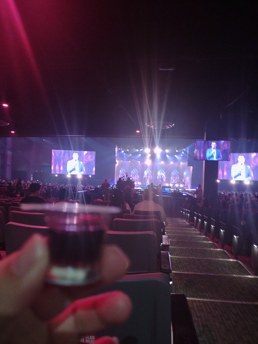 MyLeftEarring's tweet photo. Communion on Good Friday

#Central
#Ester https://t.co/56nAz0rwza
