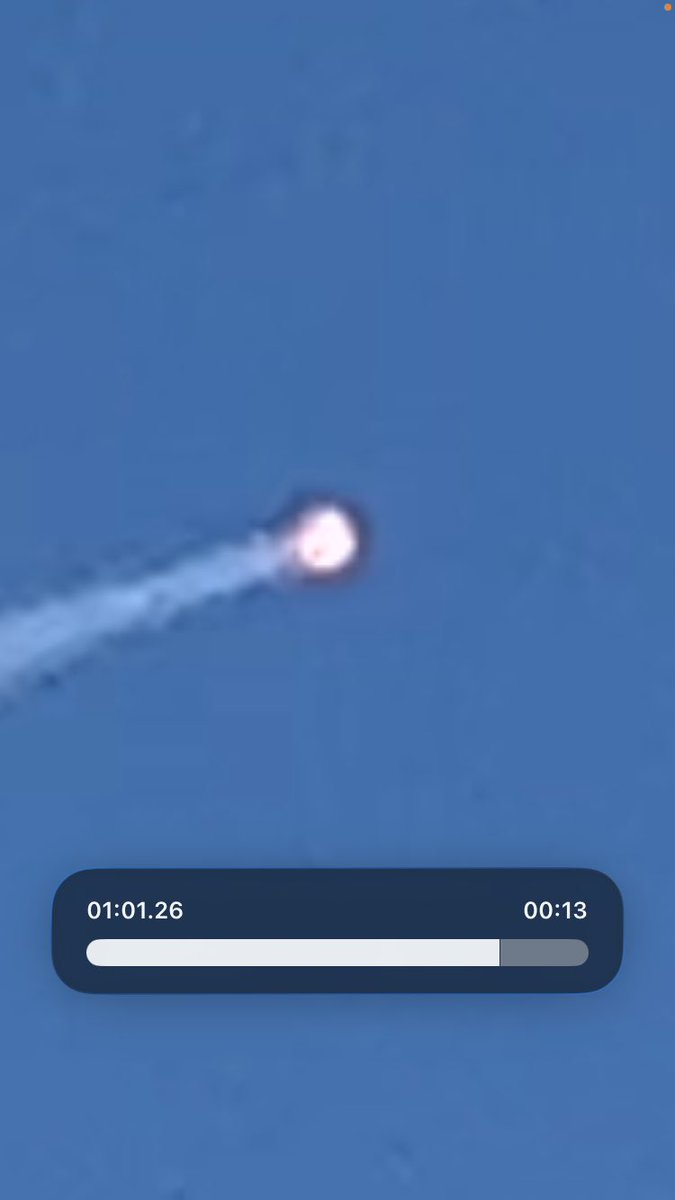 Michael Bustell tweet media