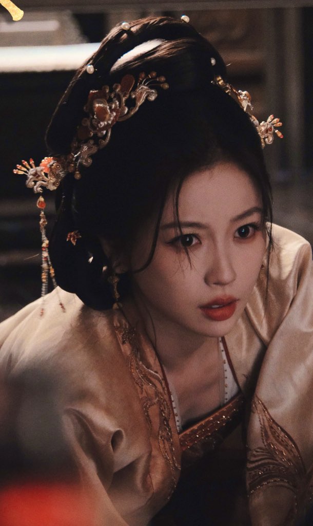 esther yu shuxin’s 💫 tweet media